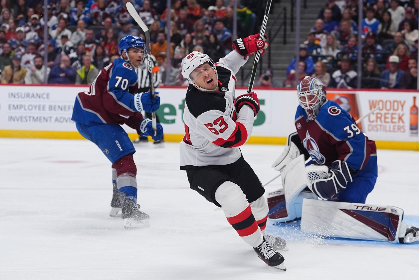 Kadri, Kelly score in 1:02 span early in 3rd in Avalanche's 5-2 win over Devils | iNFOnews.ca