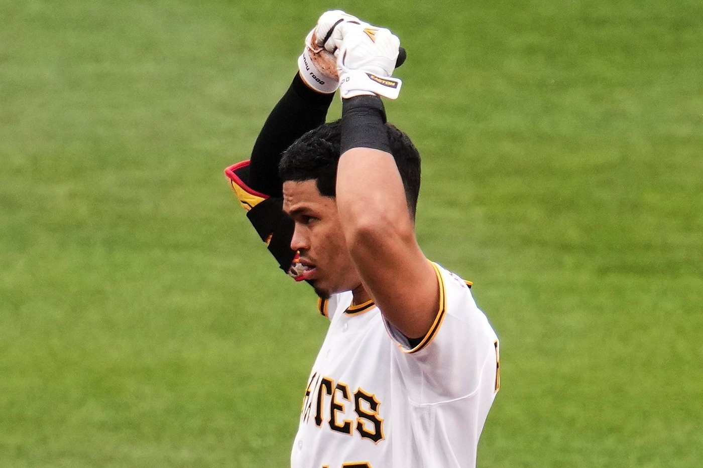 Endy Rodriguez drives in a pair of runs in his return to the majors, Pirates top Rockies 7-2 | iNFOnews.ca