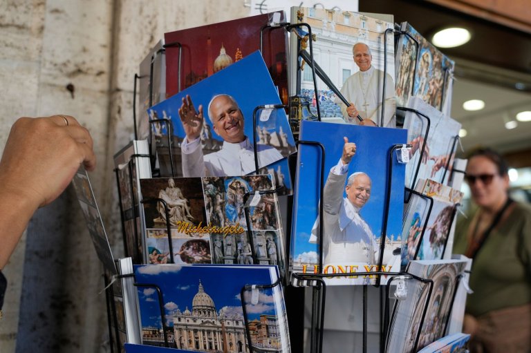 Pope Leo XIV is set to enter a Rome hospital for removal of a lung nodule | iNFOnews.ca