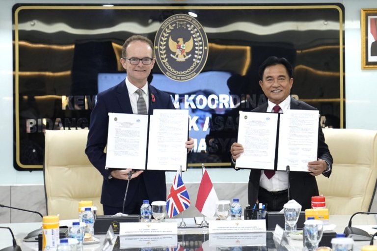 UK and Indonesia agree to send home a British woman facing death penalty for drugs | iNFOnews.ca