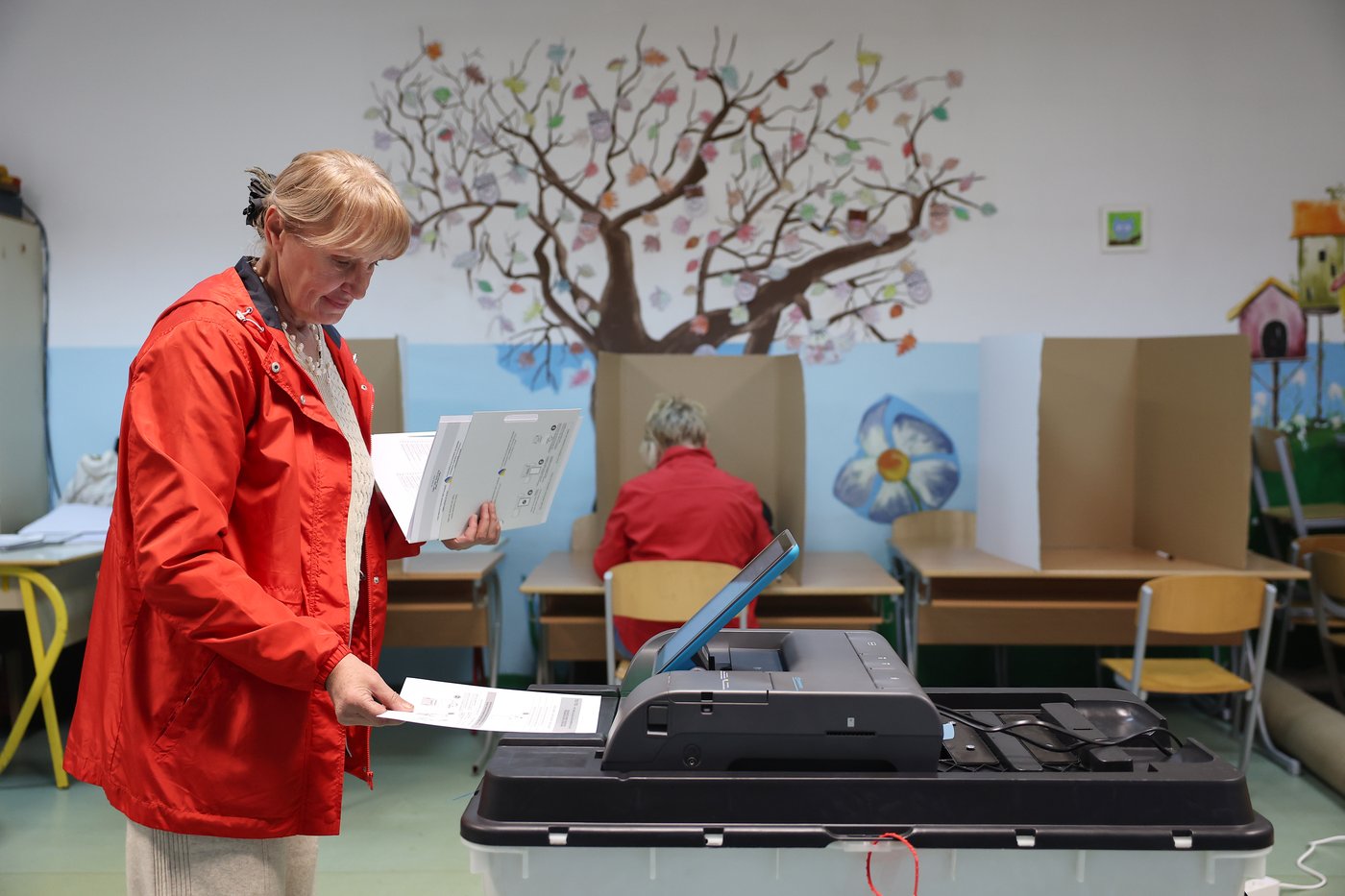 Bosnia votes as pro-Russian politician looms large and ethnic tensions simmer | iNFOnews.ca Bosnia votes as pro-Russian politician looms large and ethnic tensions simmer | iNFOnews.ca