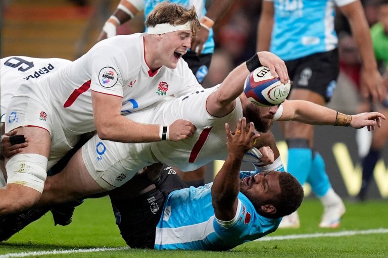 England pulls away late against Fiji for 9th straight win | iNFOnews.ca
