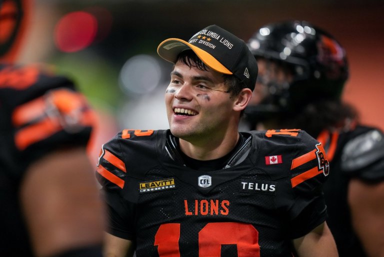Rourke, Oliveira and Philpot named as finalists for CFL's top Canadian award | iNFOnews.ca