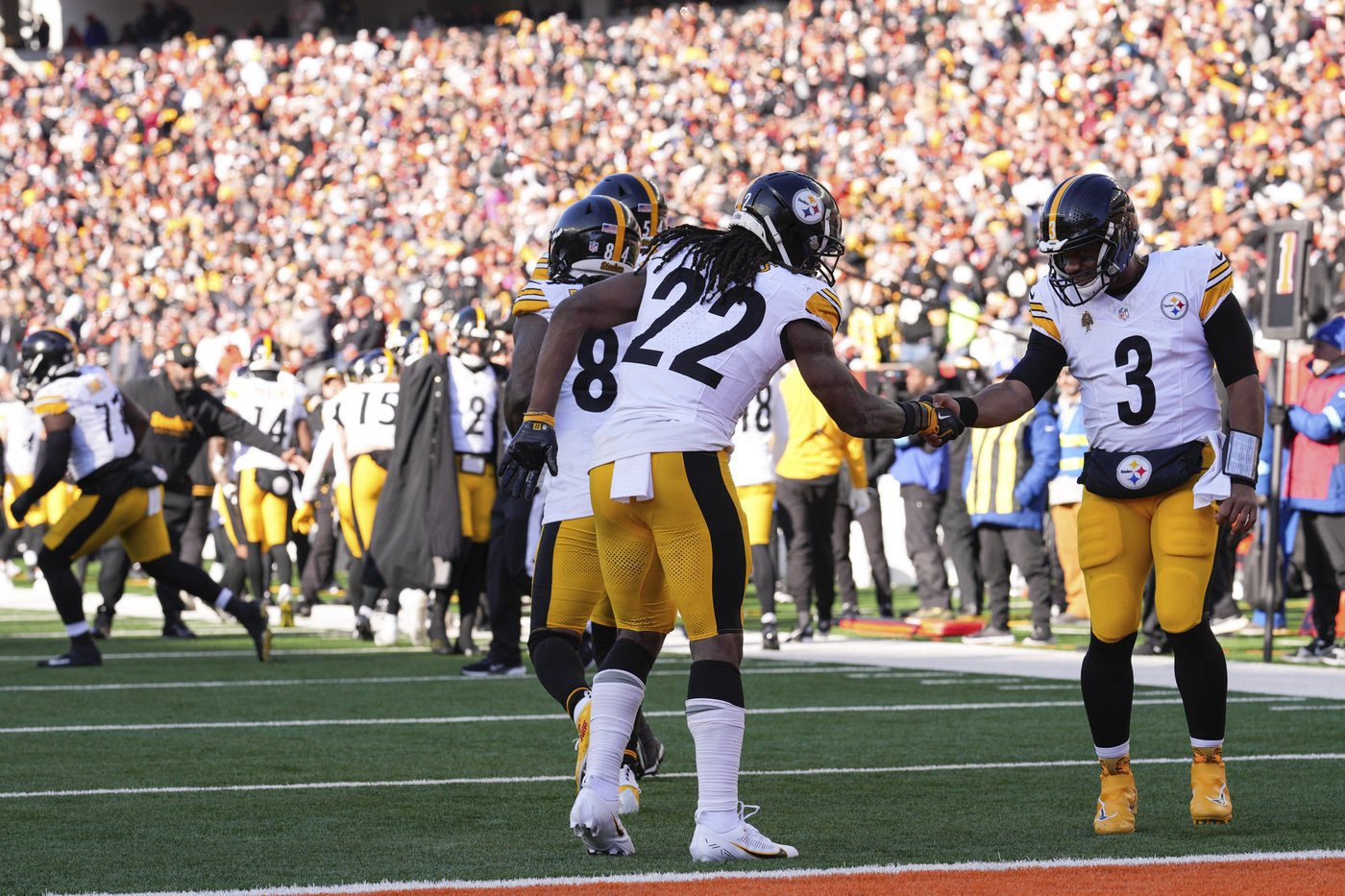 Russell Wilson isn't cooked, he's cooking. So is the Steelers' offense | iNFOnews.ca Russell Wilson isn't cooked, he's cooking. So is the Steelers' offense | iNFOnews.ca
