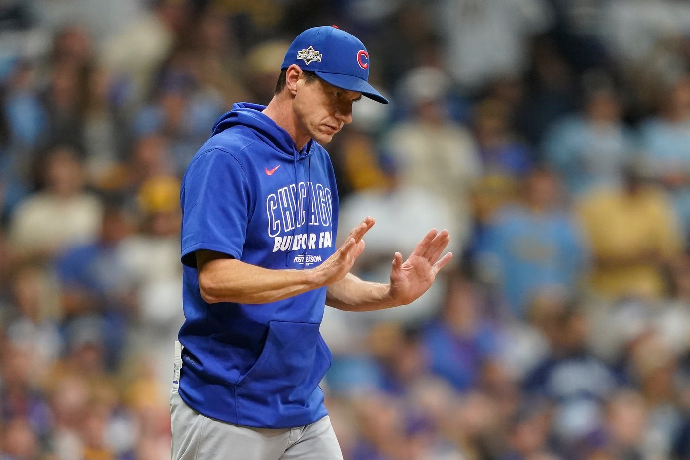 Cubs head back home on the brink of elimination after losing 2 straight in Milwaukee | iNFOnews.ca