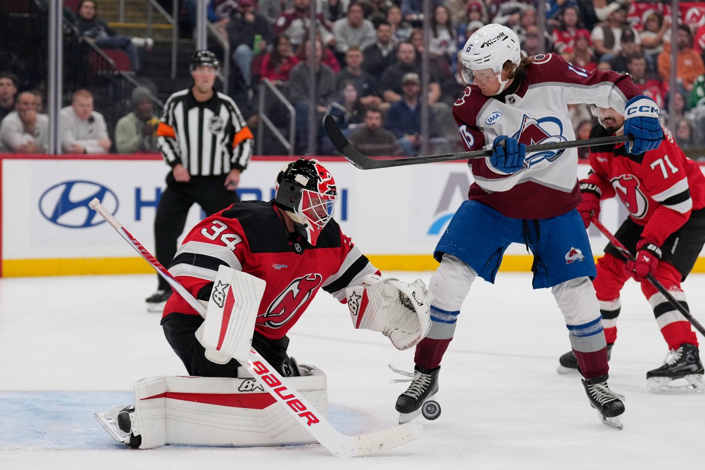 Jake Allen makes 31 saves as the Devils defeat the Avalanche 4-3 | iNFOnews.ca Jake Allen makes 31 saves as the Devils defeat the Avalanche 4-3 | iNFOnews.ca