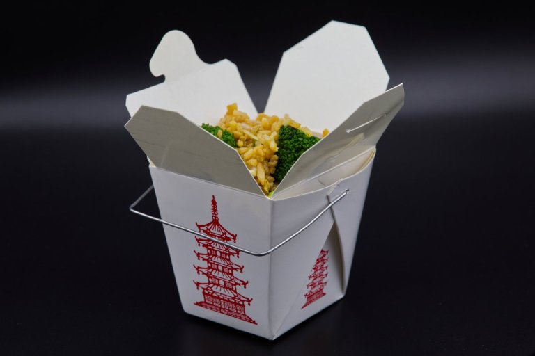 A humble oyster pail turned takeout icon: The American story of the Chinese food carton | iNFOnews.ca