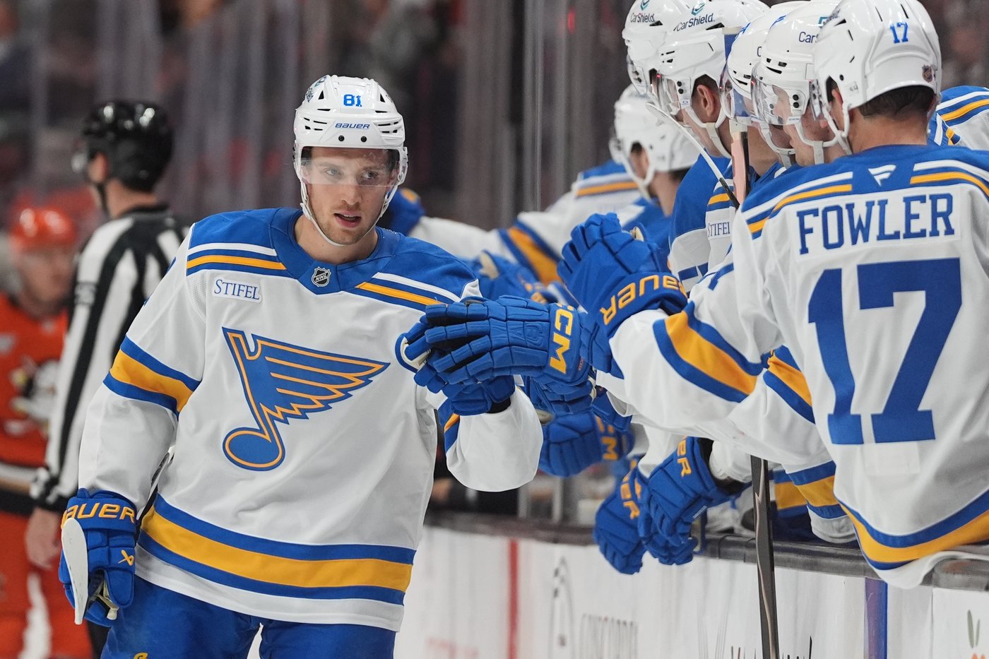 Dylan Holloway's two goals help Blues keep slim playoff hopes alive with 6-2 win over Ducks | iNFOnews.ca
