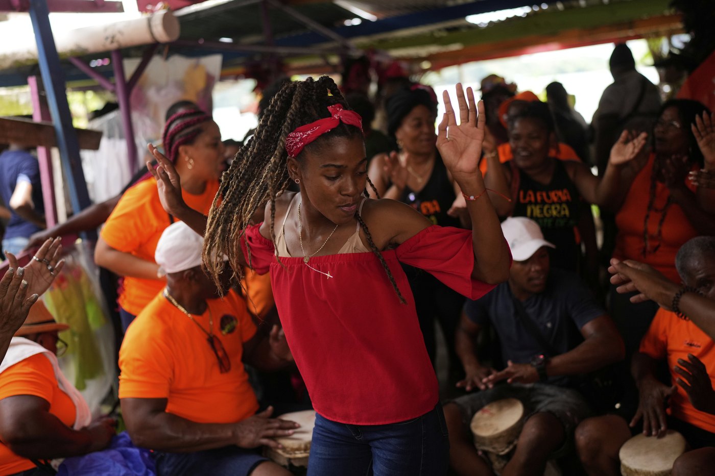 PHOTO COLLECTION: Panama Festival | iNFOnews.ca