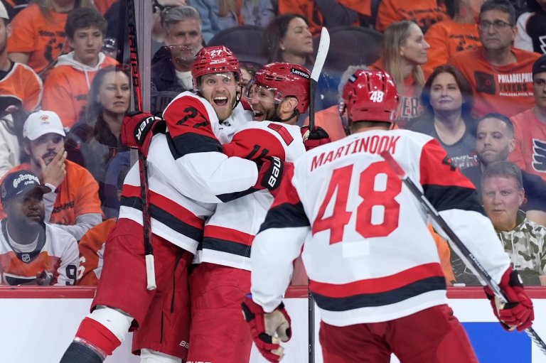 Hurricanes winger Nikolaj Ehlers comfortable in Carolina after decade with Jets | iNFOnews.ca