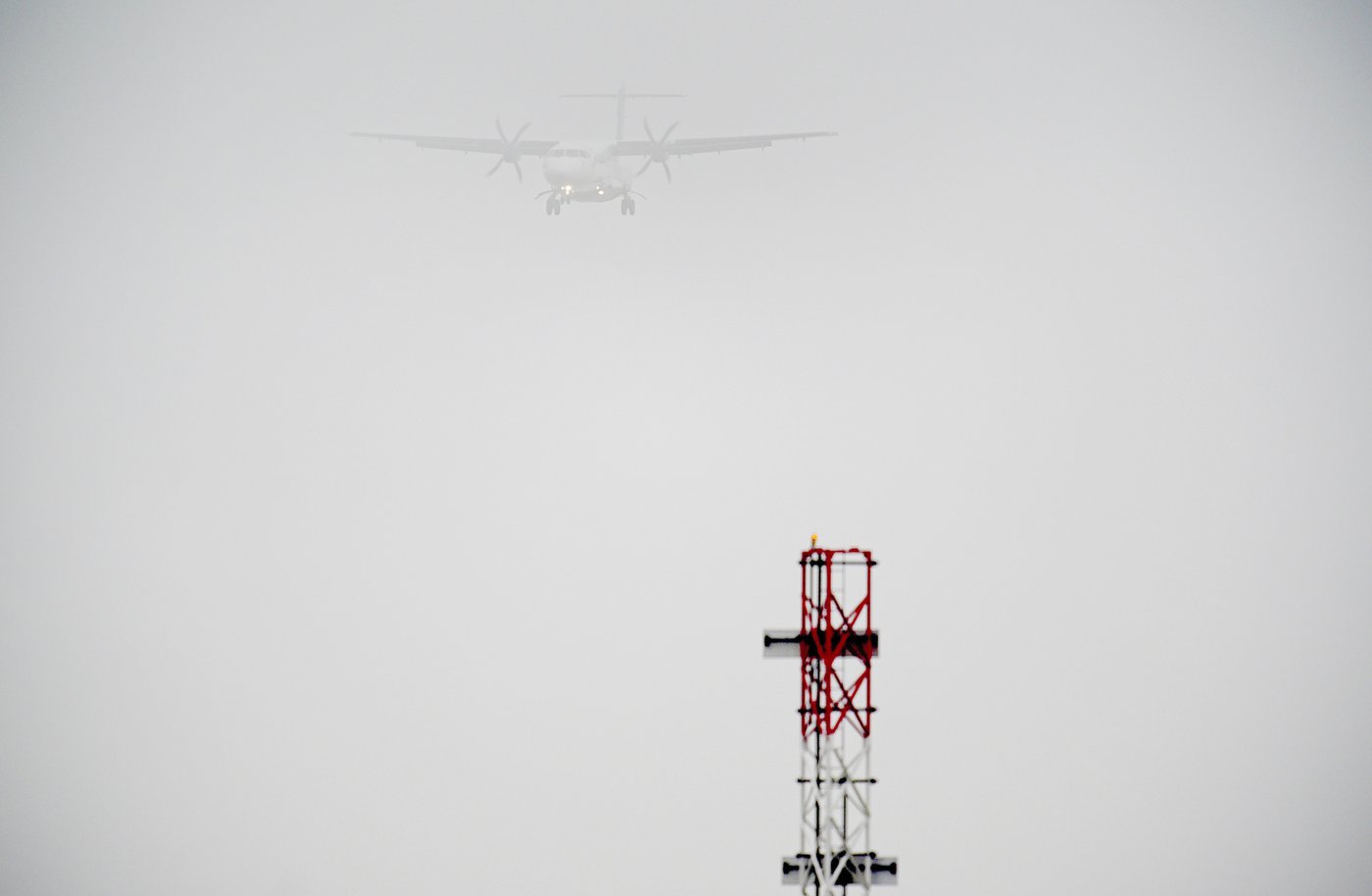 Thick fog disrupts some flights on one of the UK's busiest weekends for travel | iNFOnews.ca Thick fog disrupts some flights on one of the UK's busiest weekends for travel | iNFOnews.ca