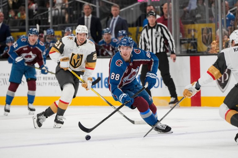 Martin Necas shines with 3 points in Avalanche's 4-2 win over Golden Knights | iNFOnews.ca Martin Necas shines with 3 points in Avalanche's 4-2 win over Golden Knights | iNFOnews.ca