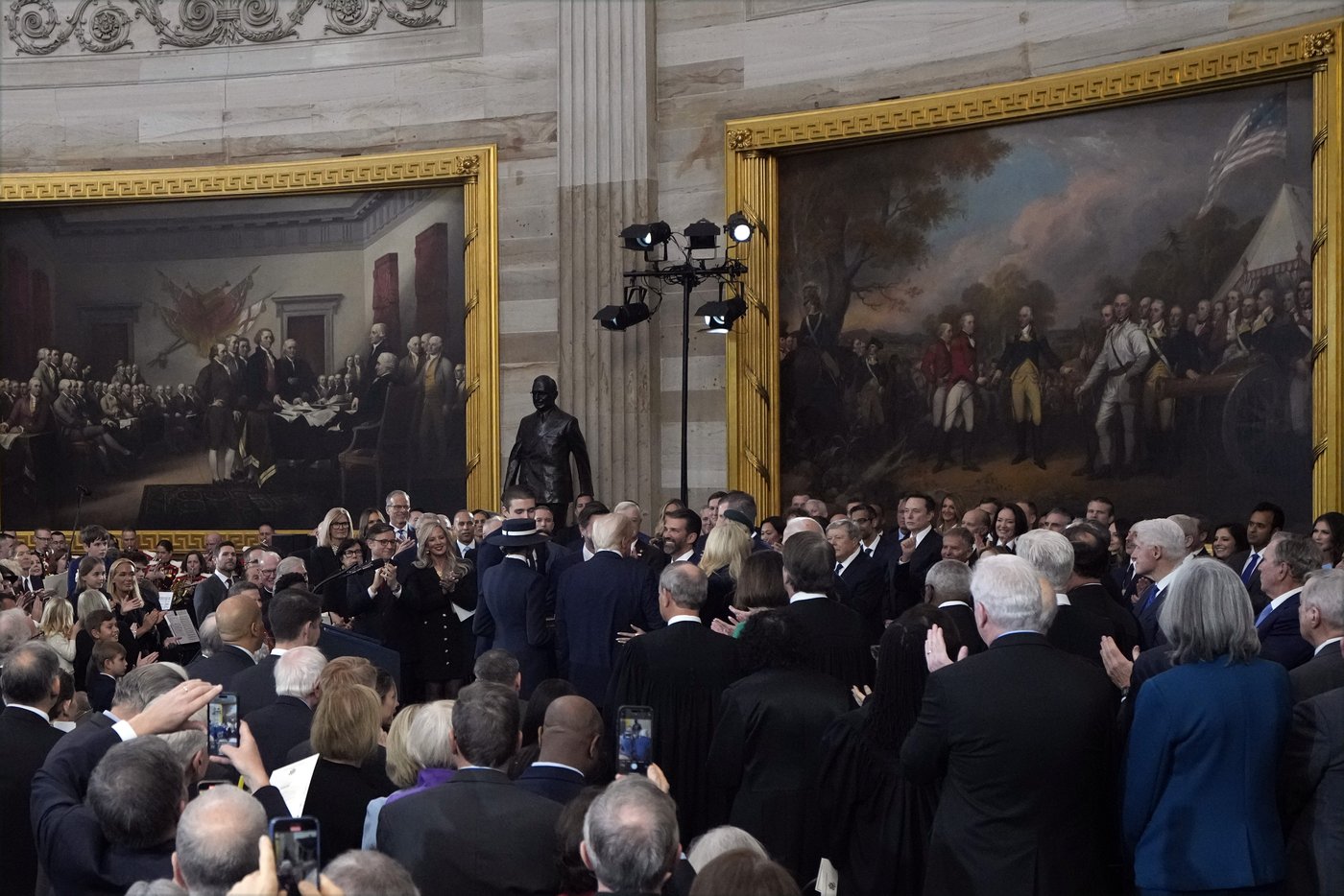 PHOTO COLLECTION: Trump Inauguration Swearing In | iNFOnews.ca