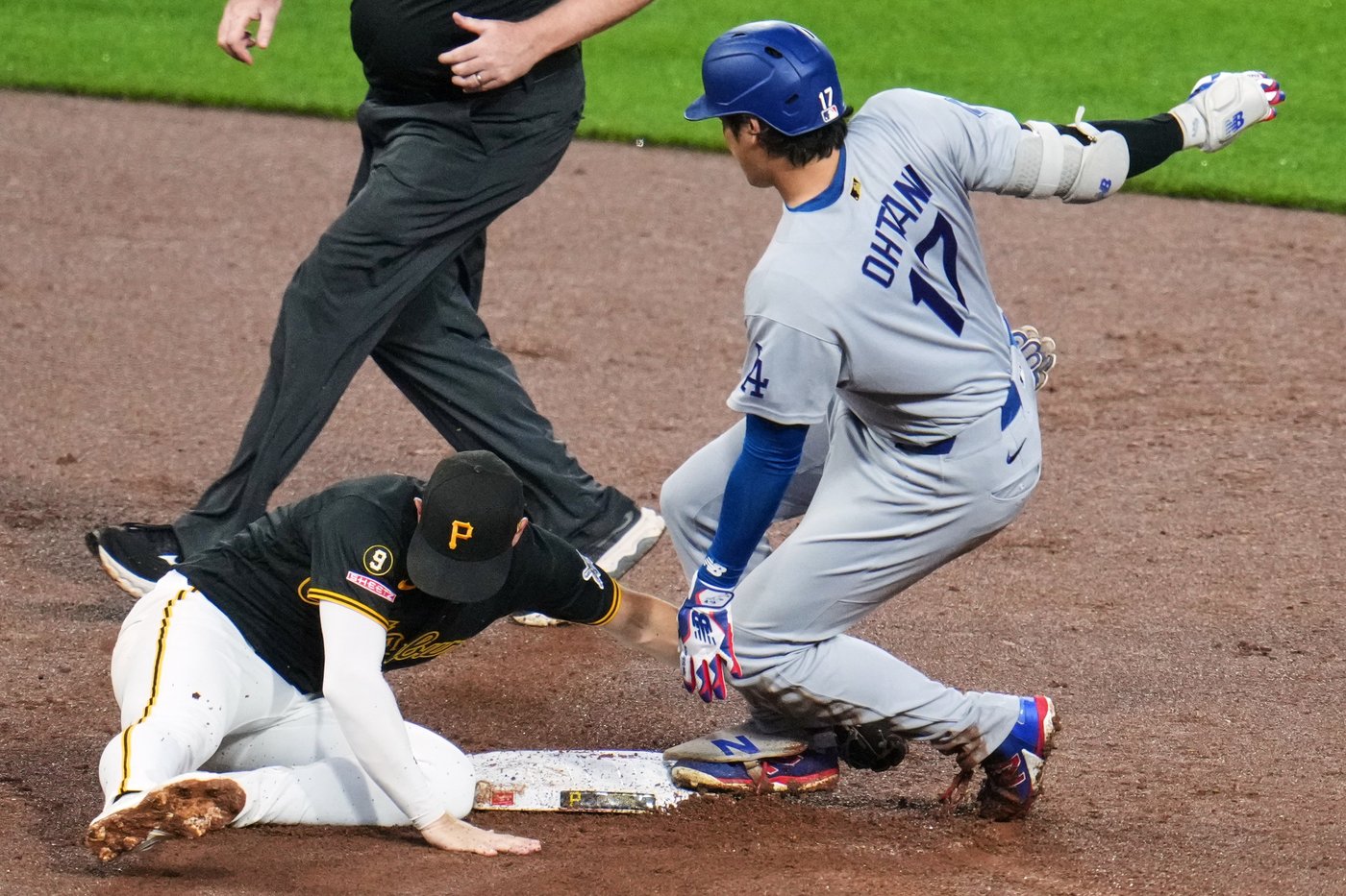The Los Angeles Dodgers erupt after Paul Skenes exits in a 12-3 romp over the Pirates | iNFOnews.ca The Los Angeles Dodgers erupt after Paul Skenes exits in a 12-3 romp over the Pirates | iNFOnews.ca
