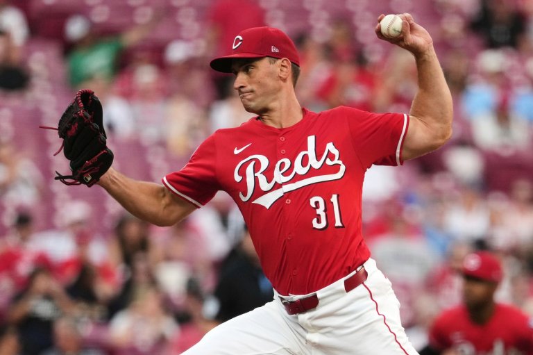 Left-hander Brent Suter and Los Angeles Angels finalize $1.25 million, 1-year contract | iNFOnews.ca