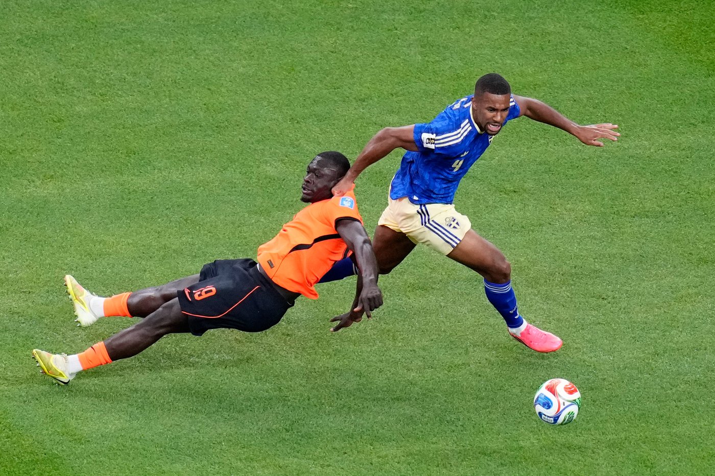 Netherlands and Sweden face off in Houston and other World Cup Day 10 highlights, in photos | iNFOnews.ca