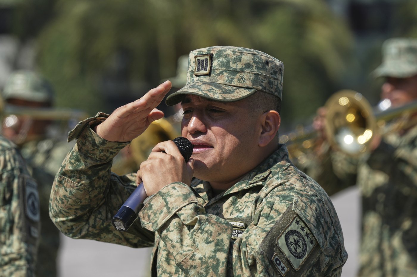 Meet the Mexican soldier trying to revamp a musical genre accused of glorifying cartels | iNFOnews.ca