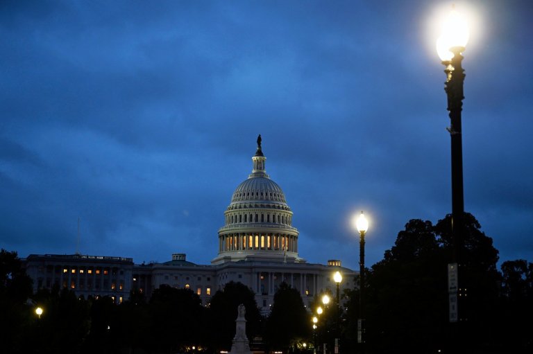 Senate vote tests Trump's authority to strike vessels he says are carrying drugs | iNFOnews.ca