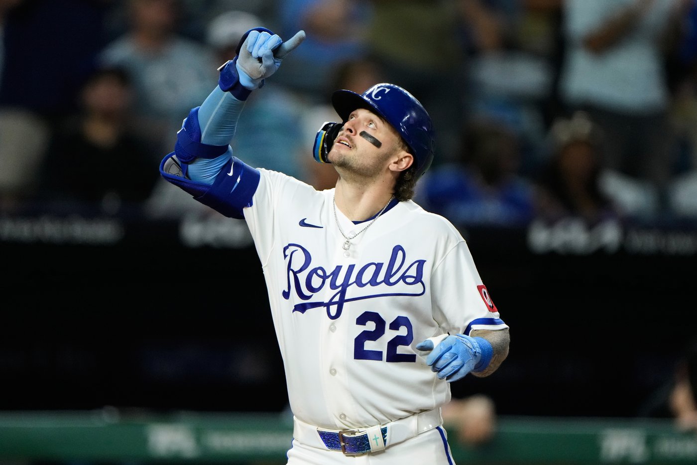 Jensen finishes a single shy of the cycle to help Royals win 7-3 and avoid sweep against Marlins | iNFOnews.ca