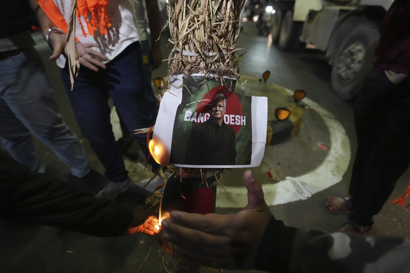 Supporters of Bangladesh Nationalist Party hold protest march as tensions continue with India | iNFOnews.ca Supporters of Bangladesh Nationalist Party hold protest march as tensions continue with India | iNFOnews.ca