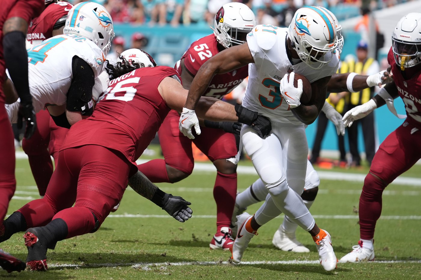 Kyler Murray rallies Cardinals to 28-27 win over Dolphins in Tua Tagovailoa's return | iNFOnews.ca Kyler Murray rallies Cardinals to 28-27 win over Dolphins in Tua Tagovailoa's return | iNFOnews.ca