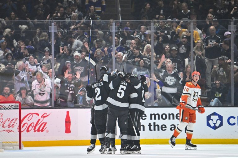 Alex Laferriere nets hat trick as Kings end scoring funk in 6-1 win over Ducks | iNFOnews.ca