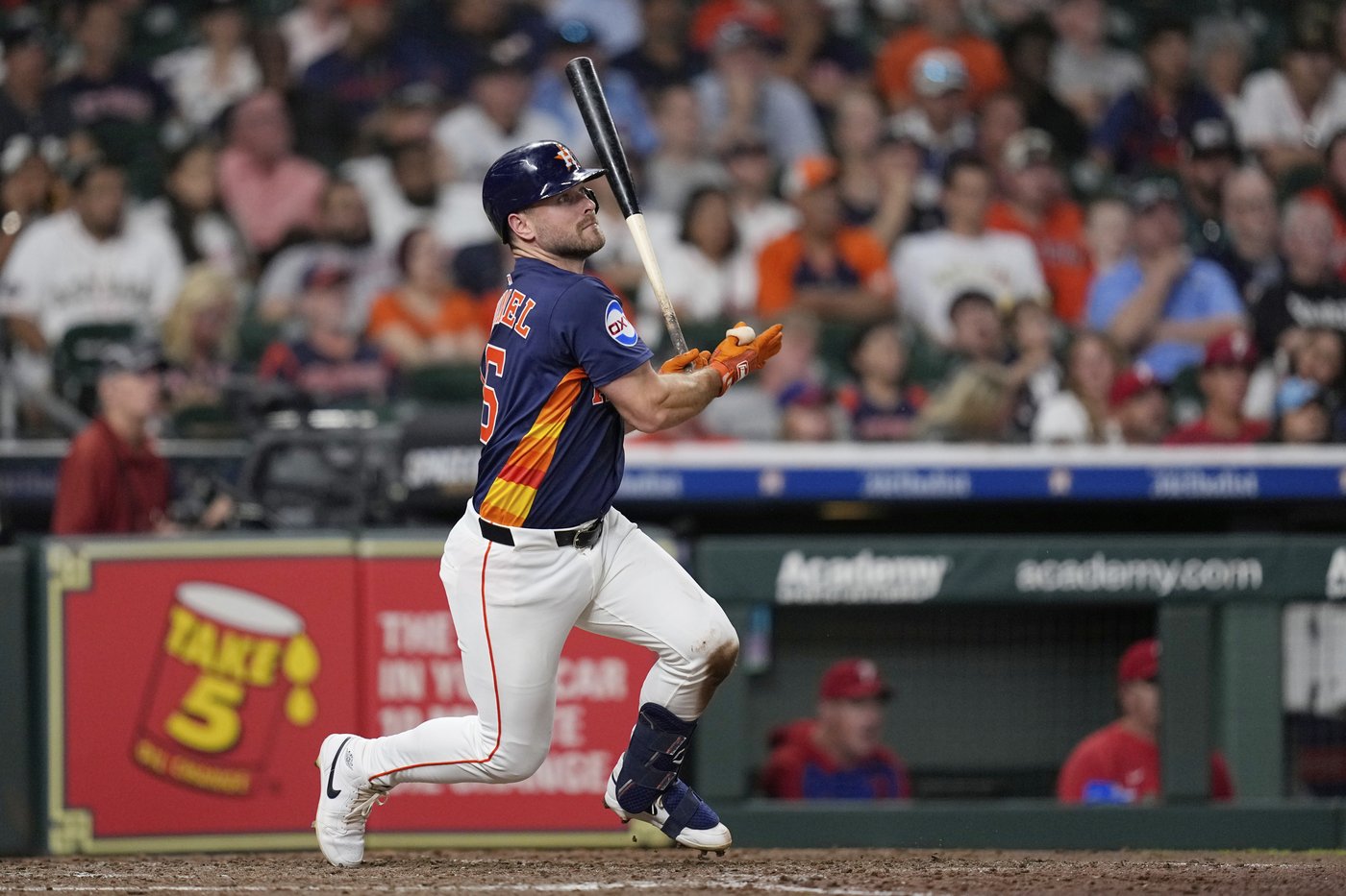 Hummel's solo homer in 8th gives Astros win over Phillies | iNFOnews.ca Hummel's solo homer in 8th gives Astros win over Phillies | iNFOnews.ca