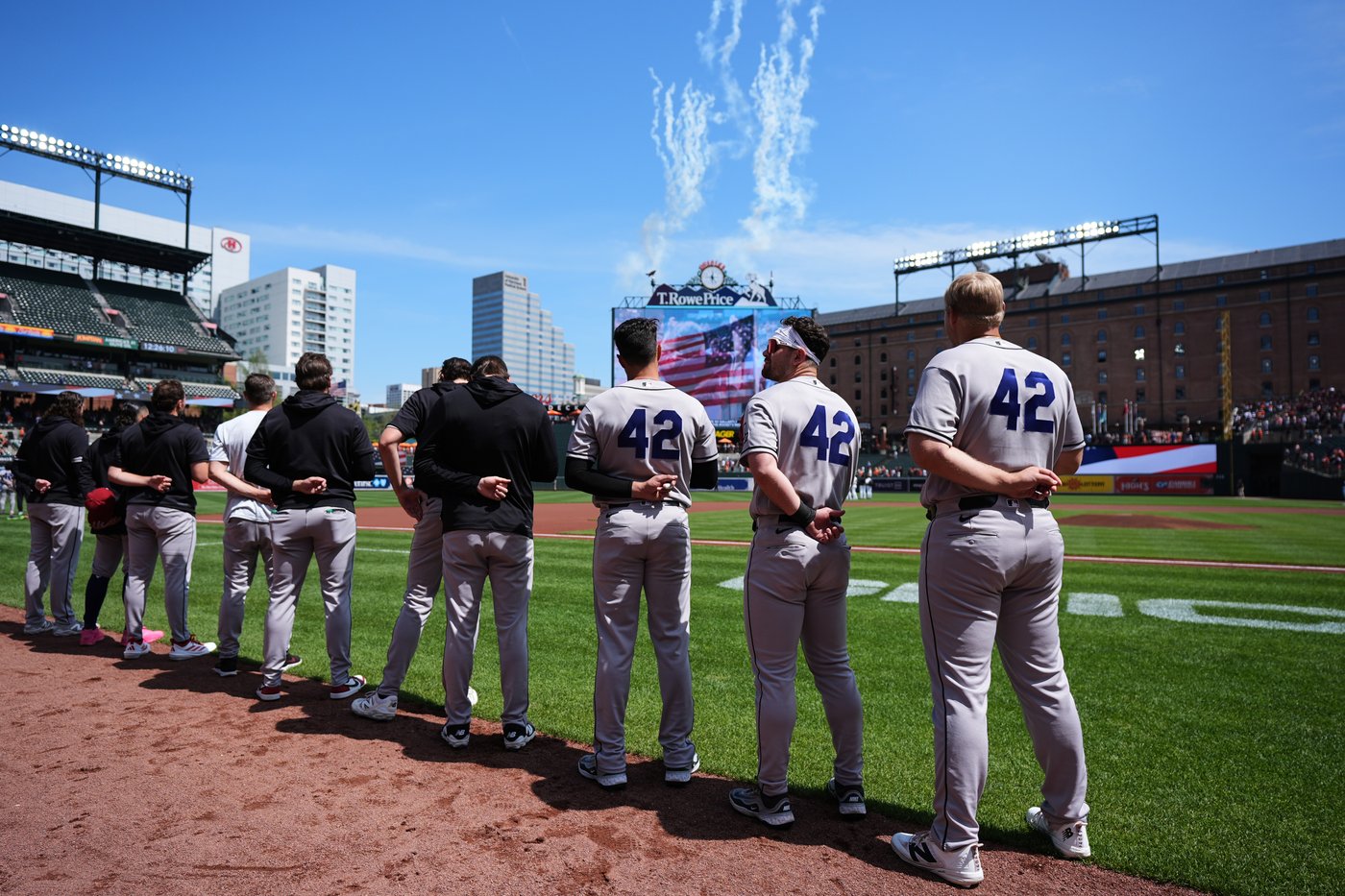 MLB celebrates Jackie Robinson Day as every player wears No. 42 on anniversary of his historic debut | iNFOnews.ca