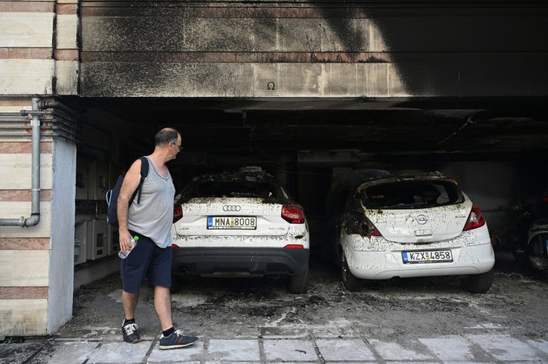 Firebomb attacks in northern Greek city target residences of governing party members | iNFOnews.ca
