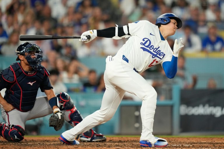 Roberts moves struggling Ohtani to No. 5 spot in Dodgers' lineup in NLDS Game 3 against Braves | iNFOnews.ca