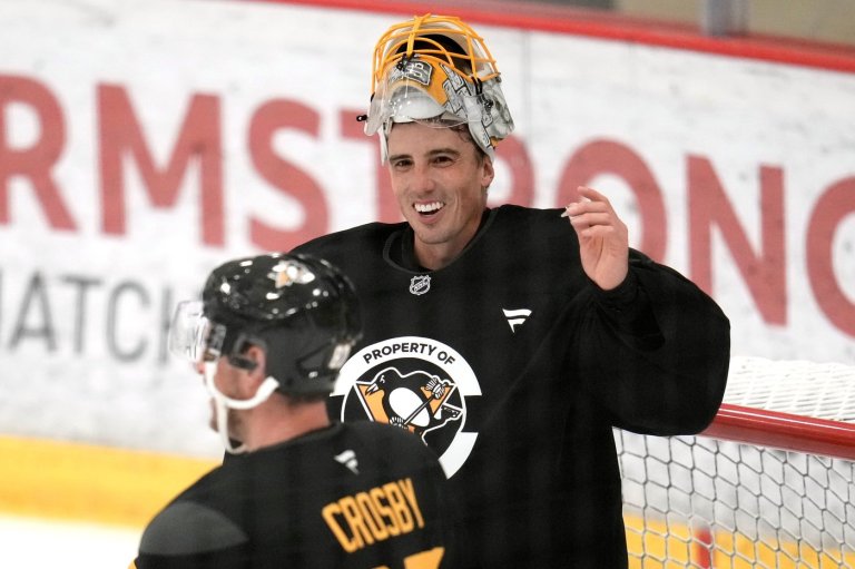 'Flower' blooms one last time in Pittsburgh as Marc-Andre Fleury takes a final bow for the Penguins | iNFOnews.ca