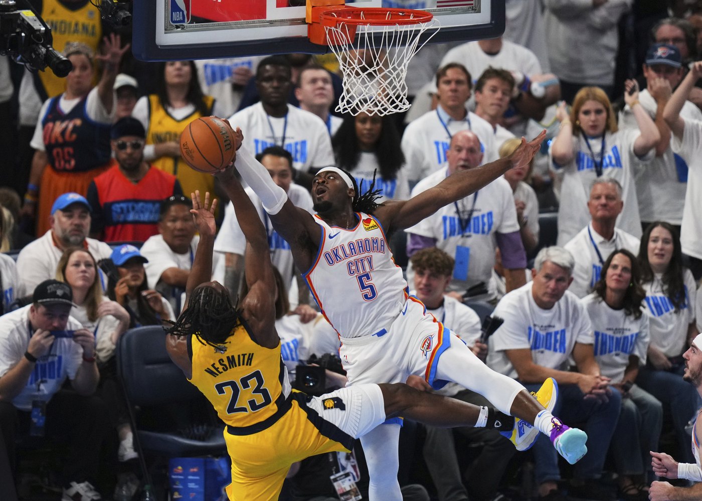 NBA Finals: Haliburton caps huge rally with winning jumper as Pacers stun Thunder 111-110 in Game 1 | iNFOnews.ca