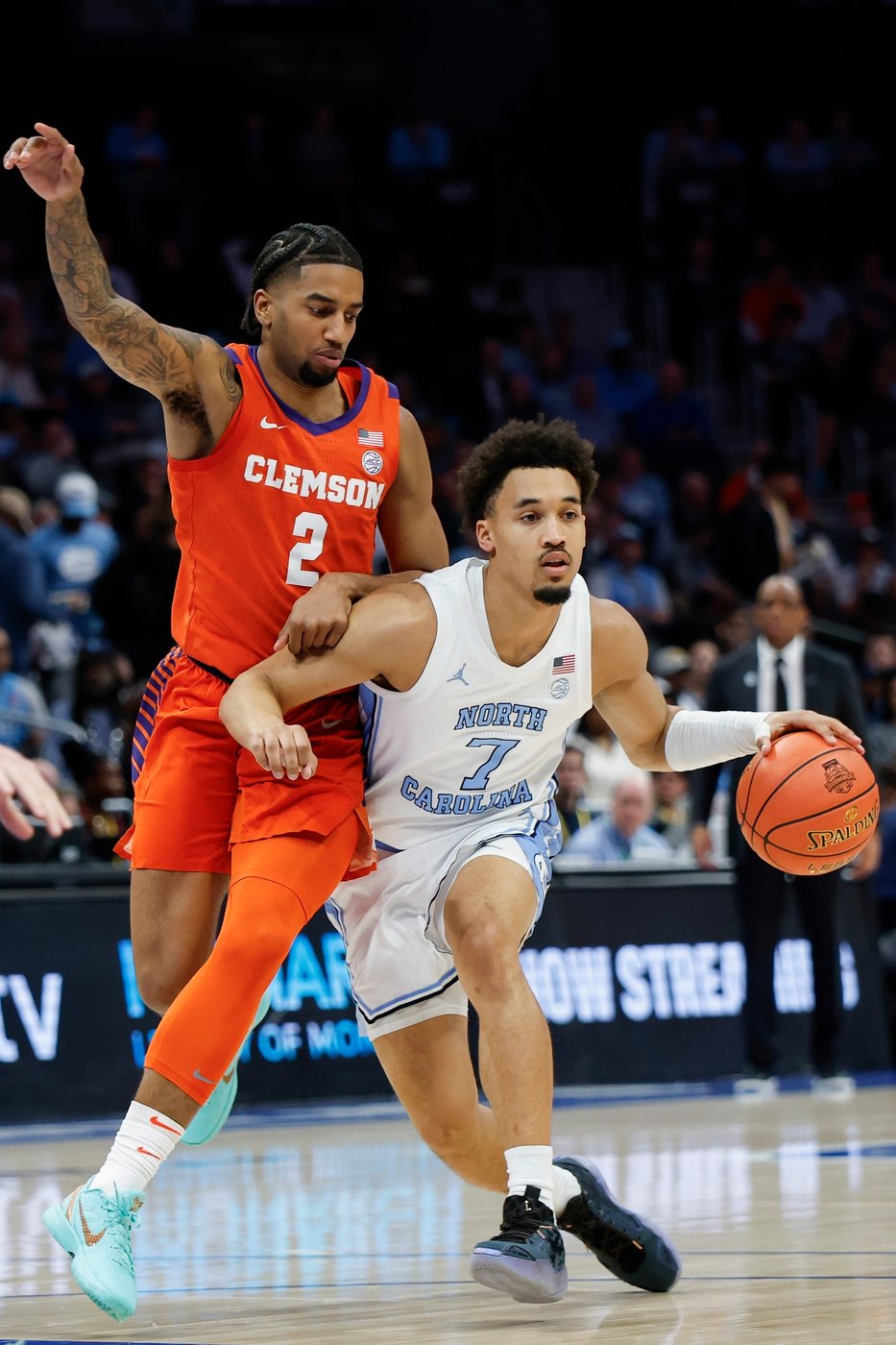 Clemson holds off furious 2nd half rally from No. 19 North Carolina to win 80-79 in ACC Tournament | iNFOnews.ca Clemson holds off furious 2nd half rally from No. 19 North Carolina to win 80-79 in ACC Tournament | iNFOnews.ca
