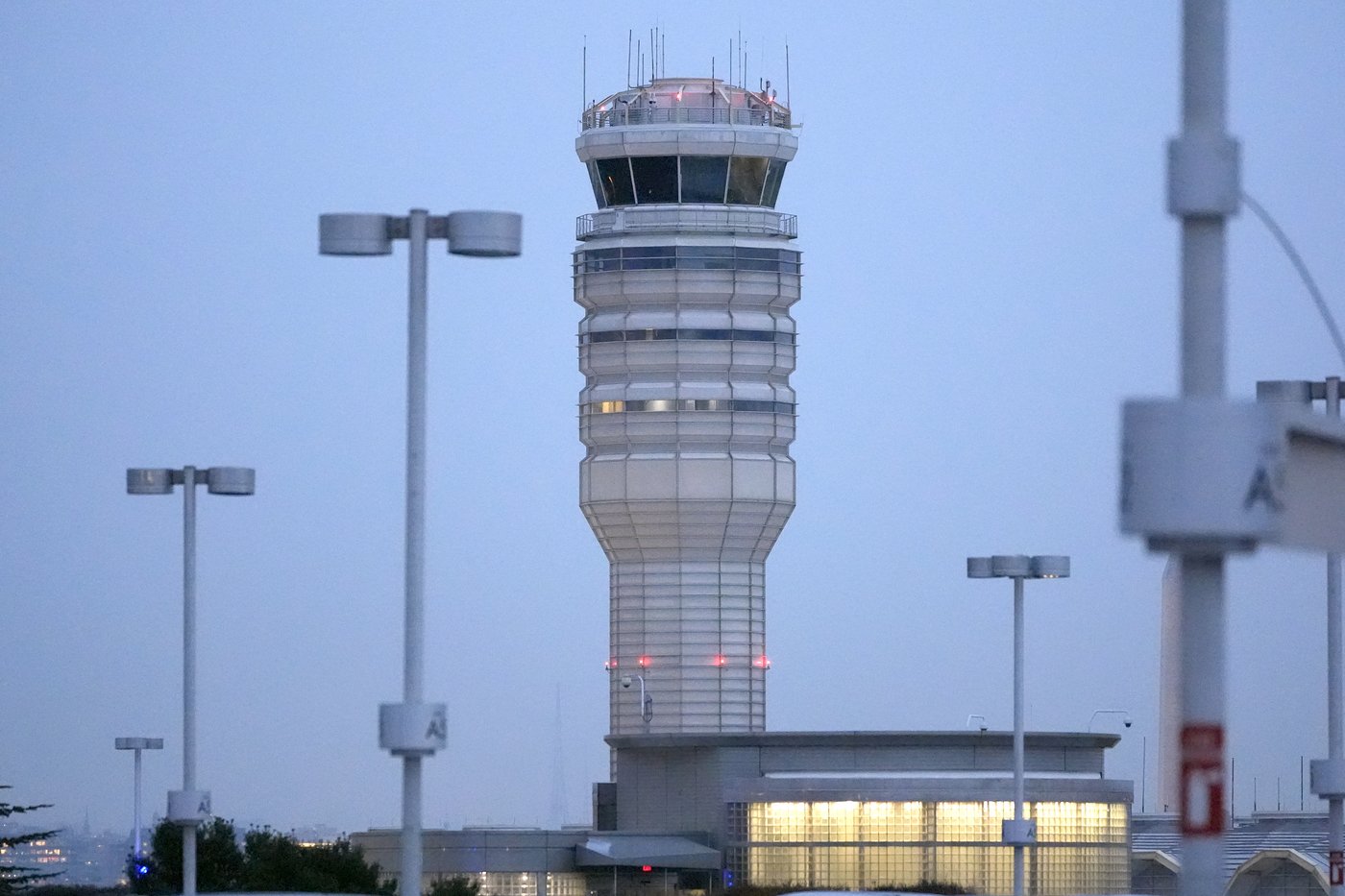 Air traffic controllers were initially offered buyouts and told to consider leaving government | iNFOnews.ca Air traffic controllers were initially offered buyouts and told to consider leaving government | iNFOnews.ca
