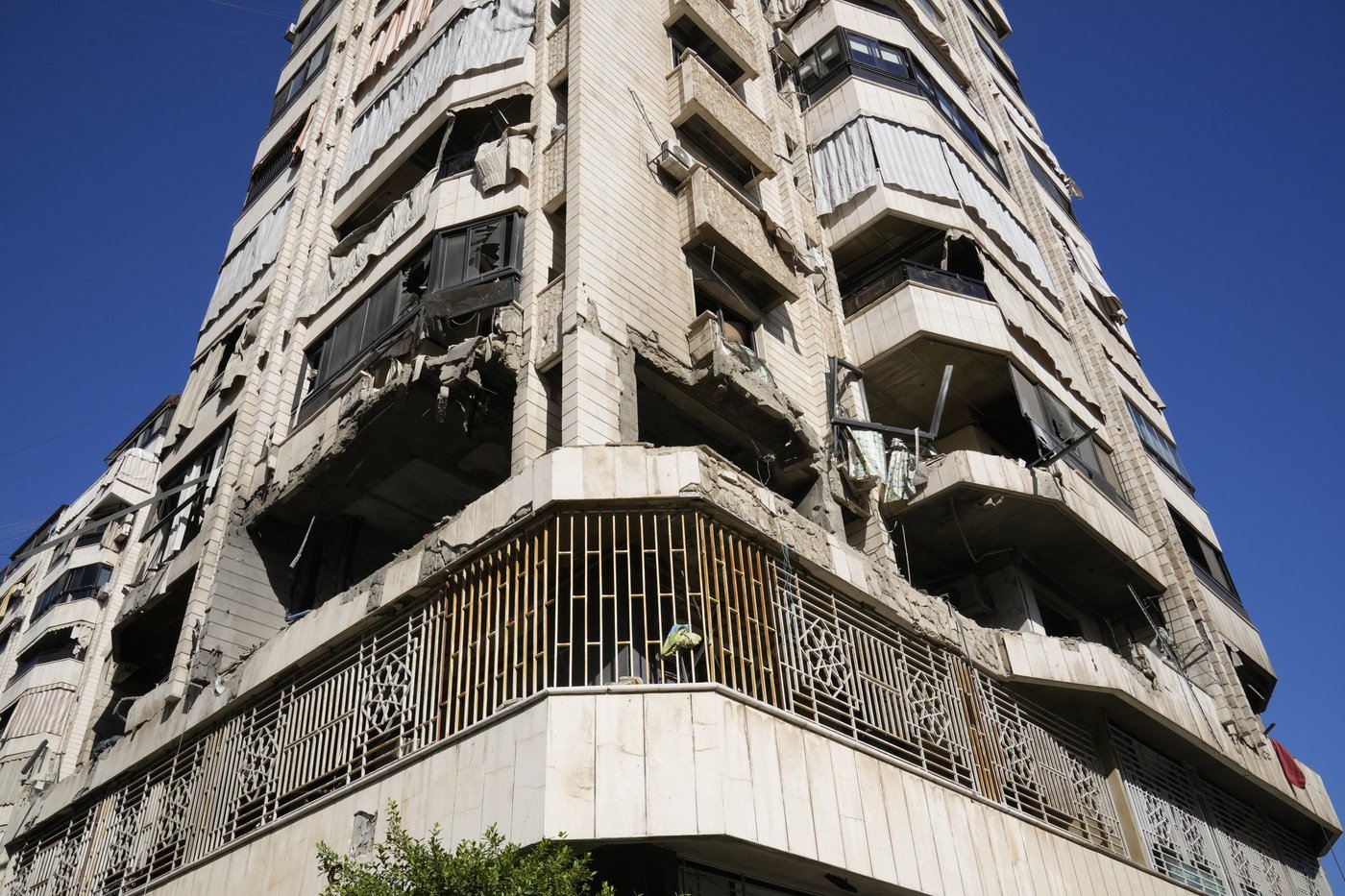 Middle East latest: Israeli strike in Beirut kills 9 as troops battle Hezbollah in southern Lebanon | iNFOnews.ca