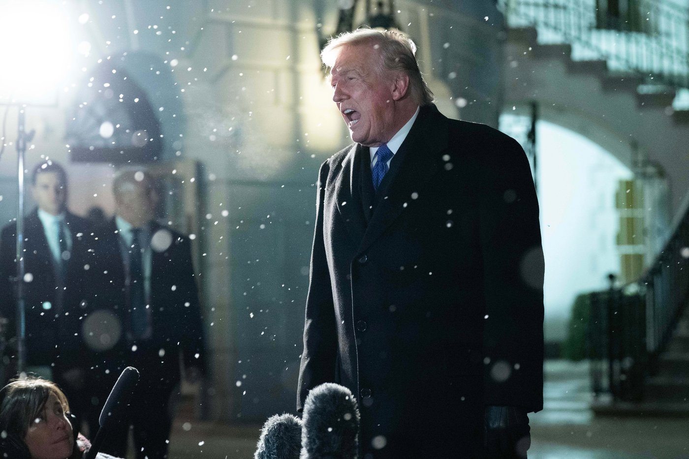 Trump's racist post about Obamas is deleted after backlash despite White House earlier defending it | iNFOnews.ca Trump's racist post about Obamas is deleted after backlash despite White House earlier defending it | iNFOnews.ca