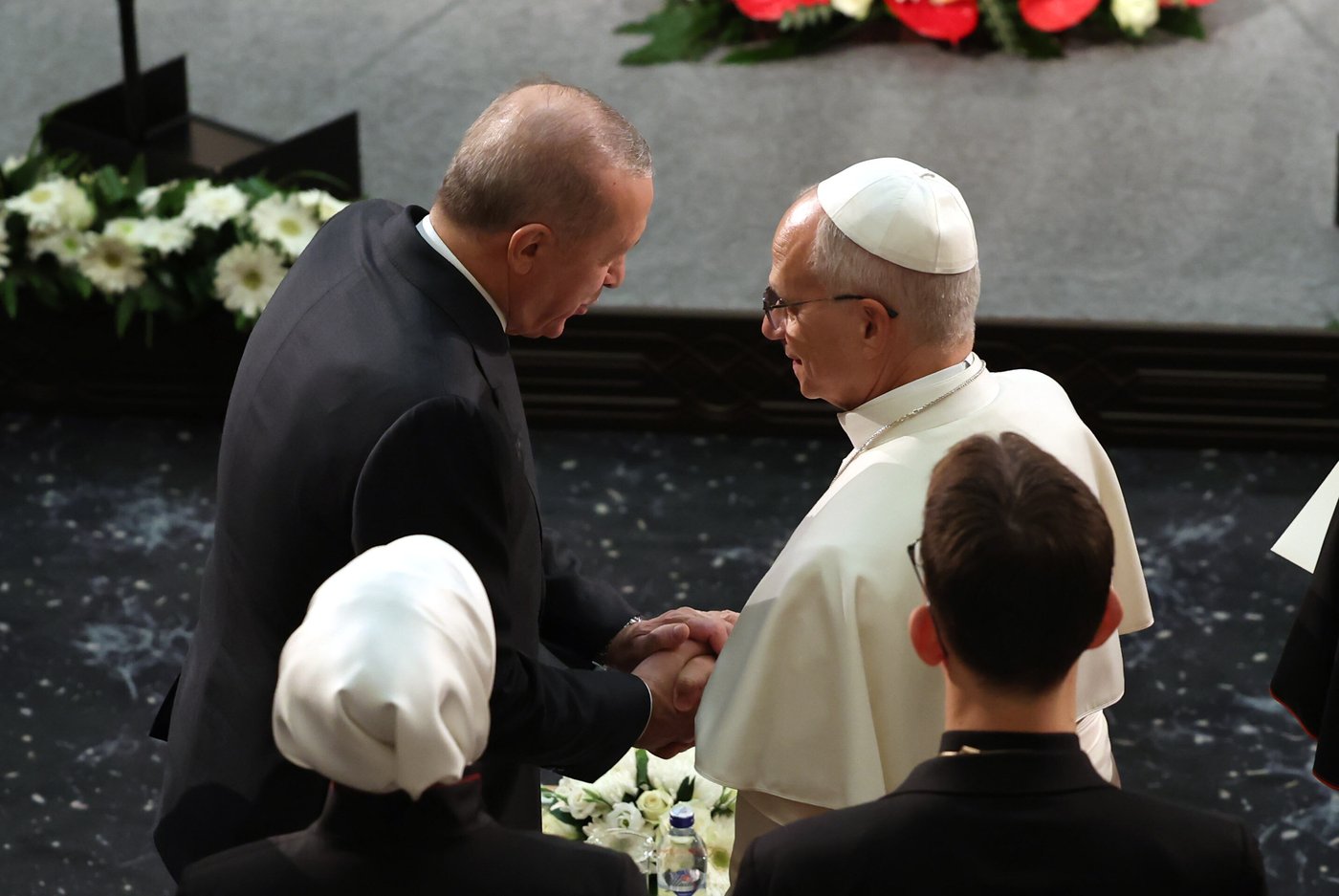 Pope Leo XIV encourages Turkey to be a force for peace on his first foreign trip | iNFOnews.ca