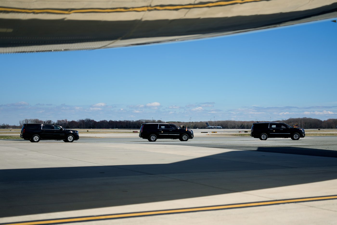 Photos of Trump at dignified transfer for US service members killed in Middle East | iNFOnews.ca
