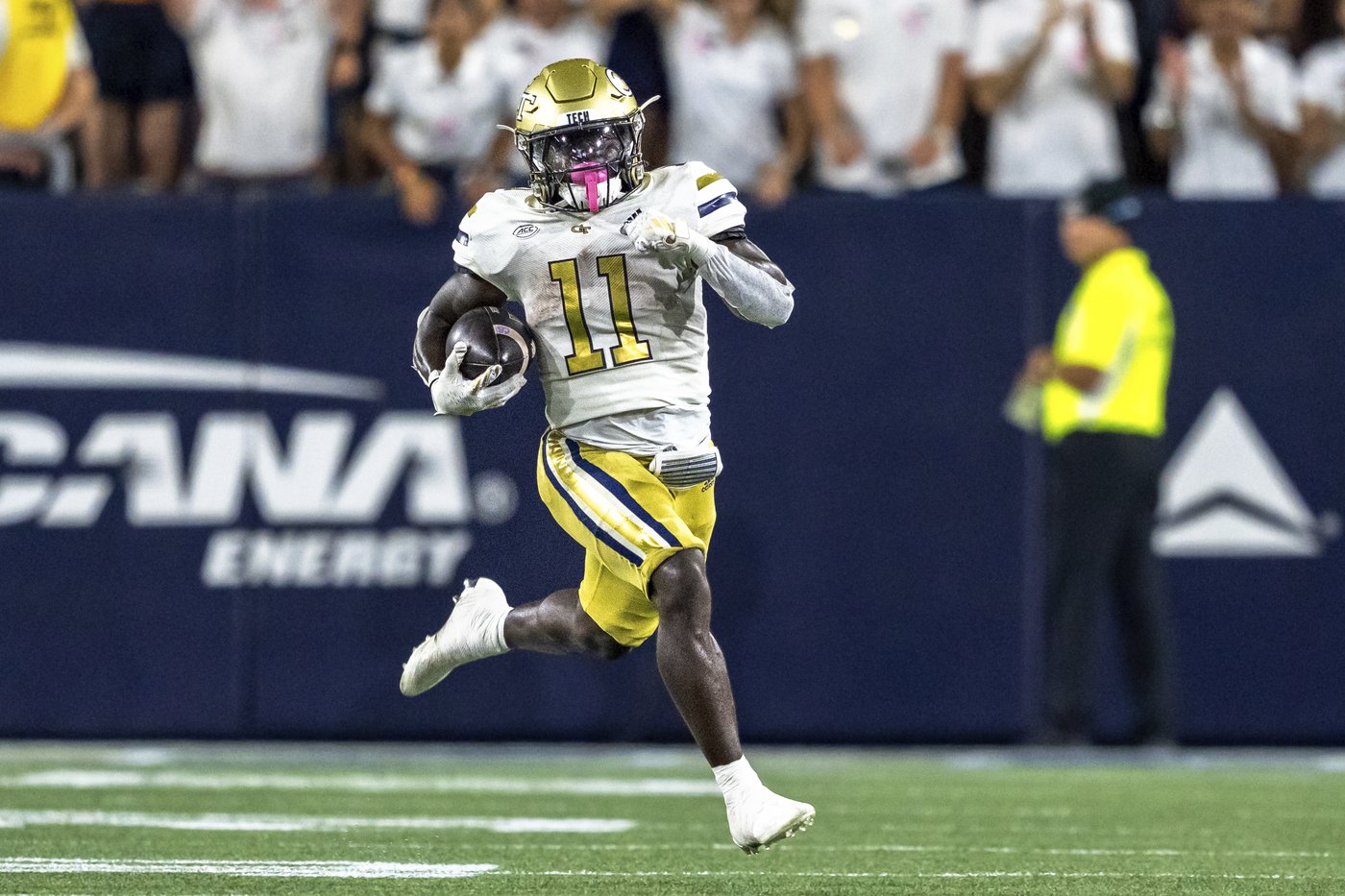 Haynes runs for 128 yards, catches go-ahead scoring pass, as Georgia Tech gives Duke 1st loss, 24-14 | iNFOnews.ca Haynes runs for 128 yards, catches go-ahead scoring pass, as Georgia Tech gives Duke 1st loss, 24-14 | iNFOnews.ca