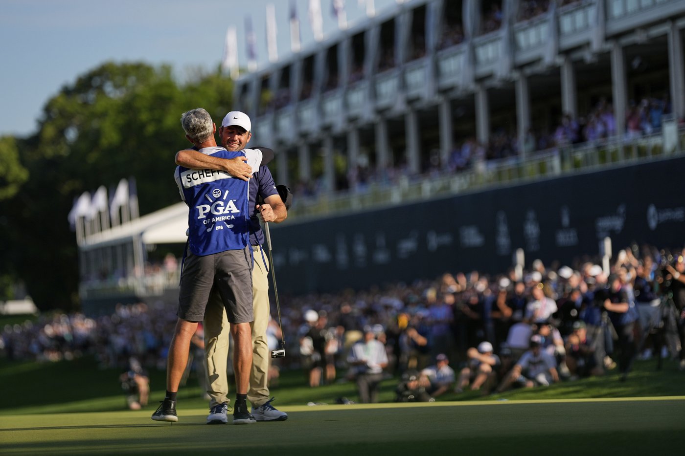 Great Scottie! Scheffler pulls away to win PGA Championship for third major title | iNFOnews.ca