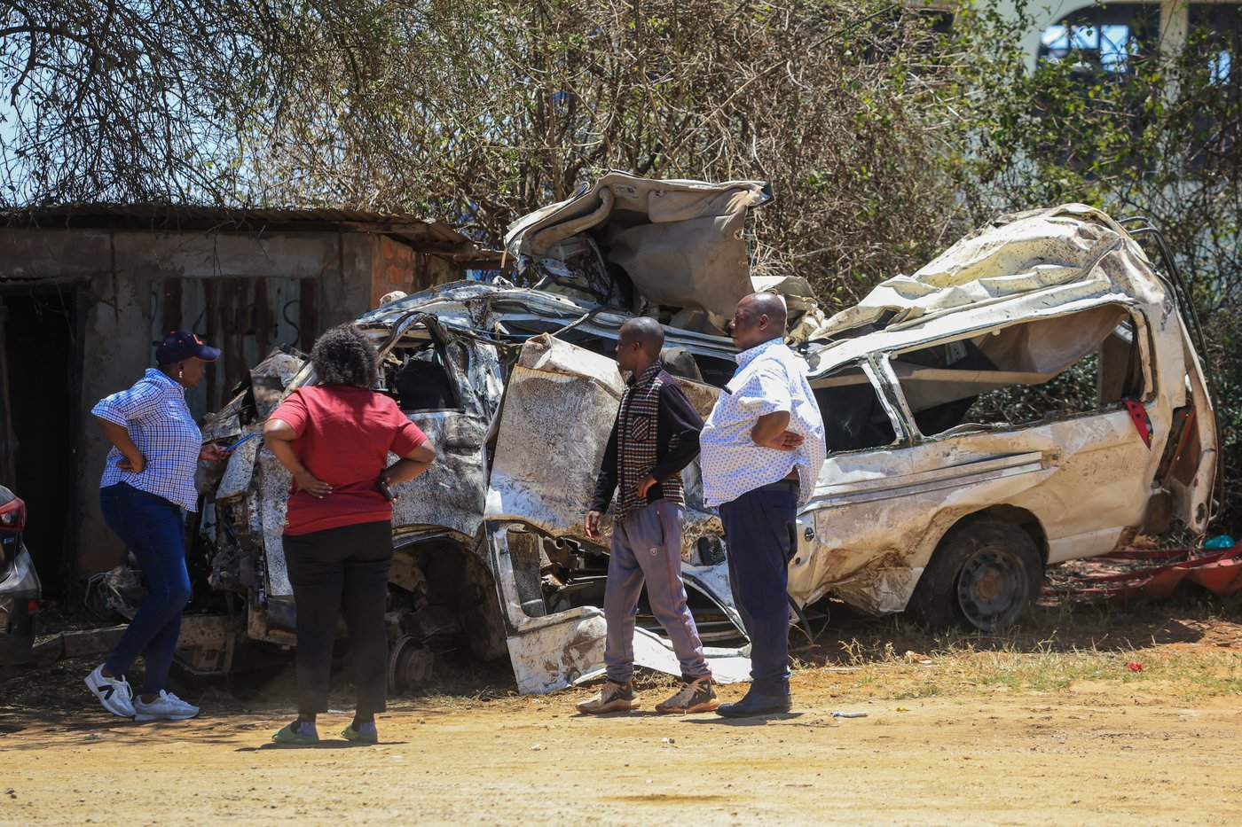A road crash on a highway in Kenya killed at least 17 people, most of them Catholic pilgrims | iNwheels