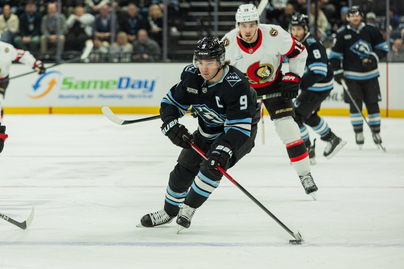 Mammoth beat Senators 3-1 hours after NHL awards Utah 2027 Winter Classic | iNFOnews.ca