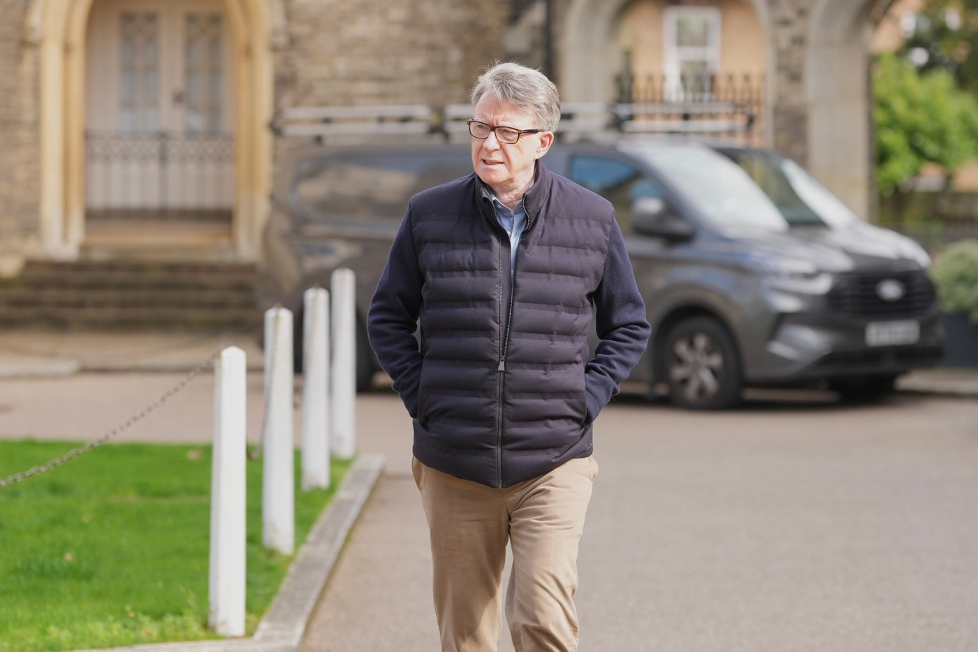 Files show British prime minister was warned of 'reputational risk' in appointing Mandelson | iNFOnews.ca