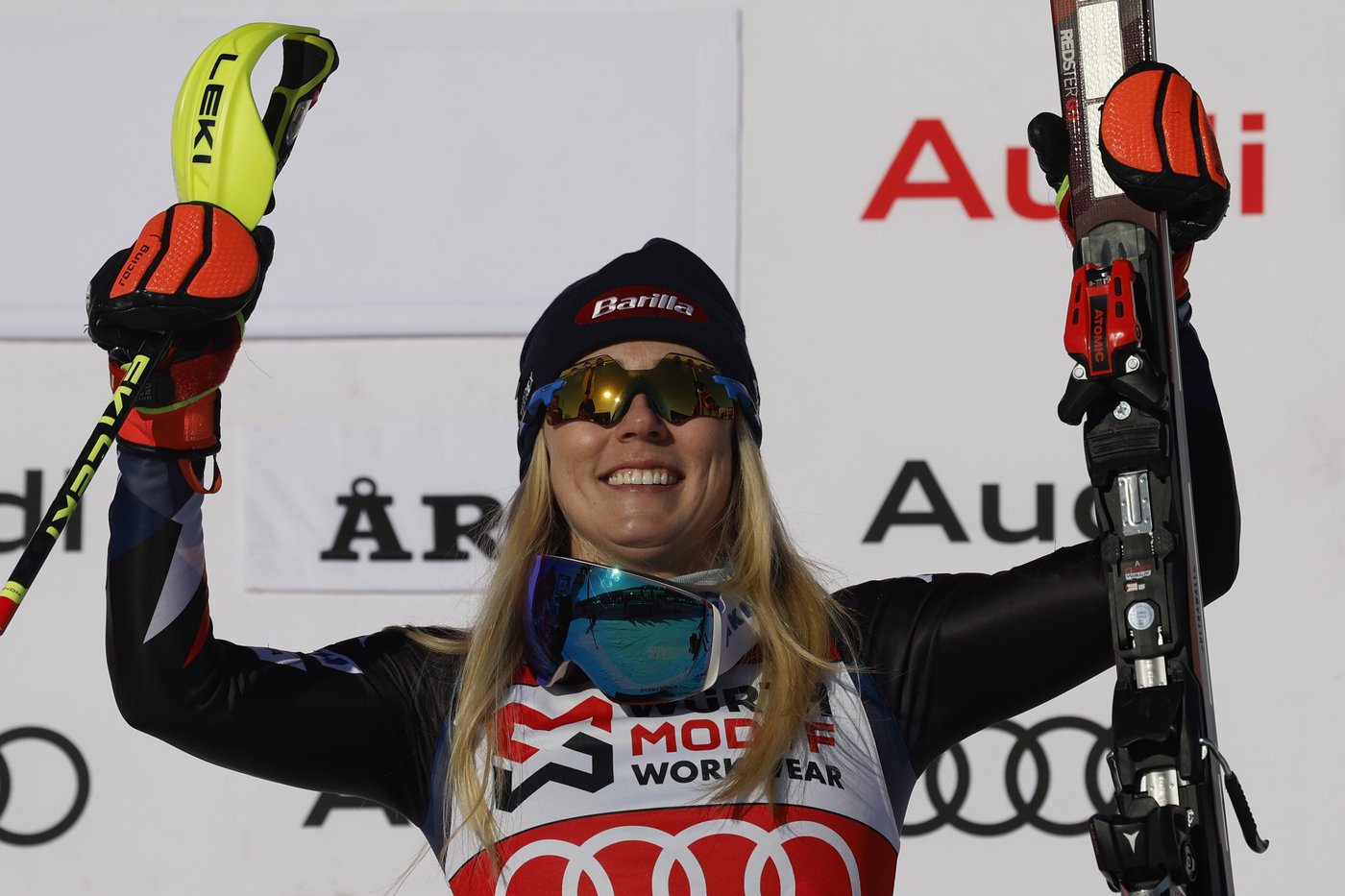 Mikaela Shiffrin aiming to be back on snow 'in the next week or so' following November crash | iNFOnews.ca Mikaela Shiffrin aiming to be back on snow 'in the next week or so' following November crash | iNFOnews.ca
