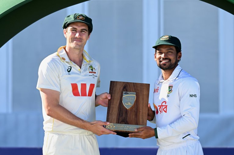 Australia bats first against Zimbabwe in 1st ODI cricket match | iNFOnews.ca