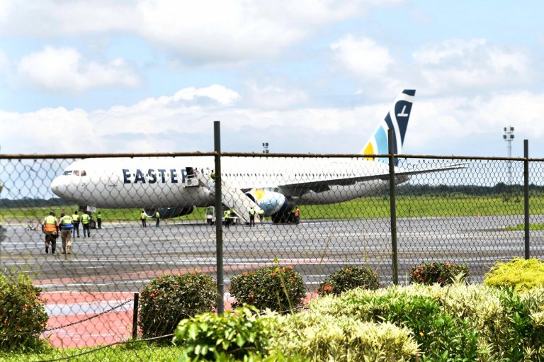 Deportees who refused to exit a US flight in Liberia are sent to Equatorial Guinea | iNFOnews.ca