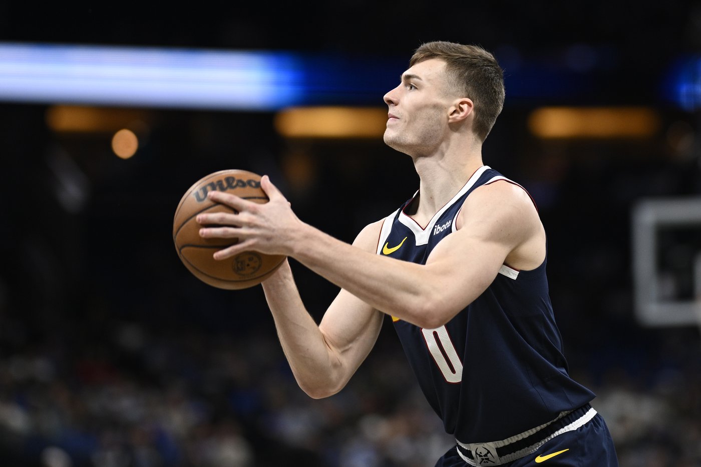 Nikola Jokic's triple-double leads Nuggets past Magic 113-100 | iNFOnews.ca