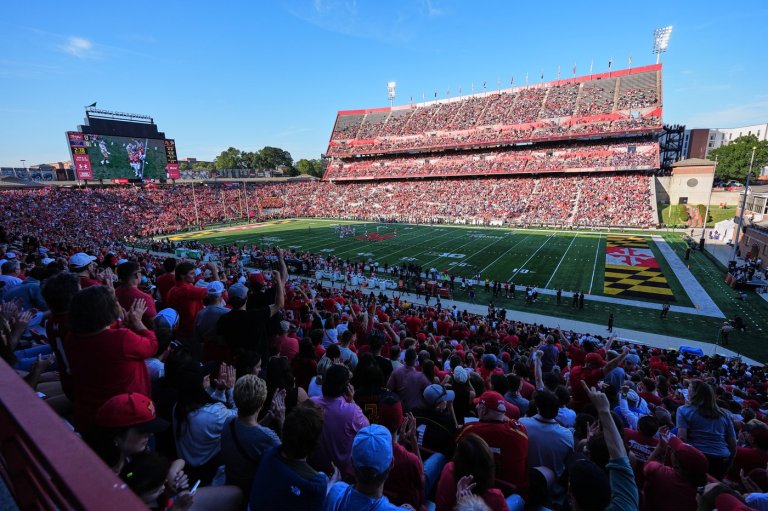 NCAA moves closer to allowing college athletes to bet on pro sports | iNFOnews.ca