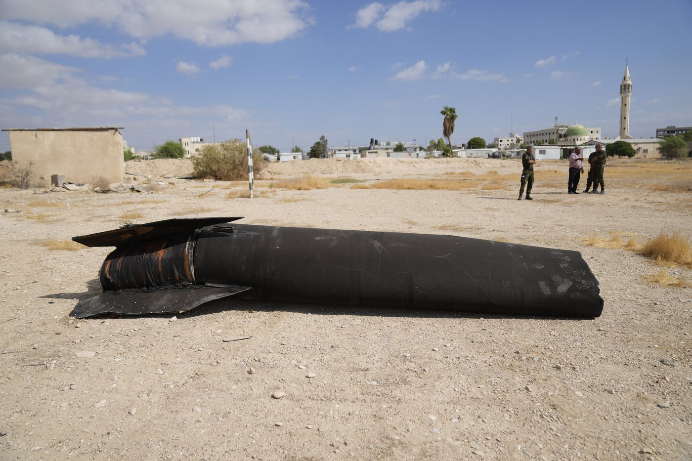 Middle East latest: UN ponders how to calm the conflict as Israel battles militants on two fronts | iNFOnews.ca