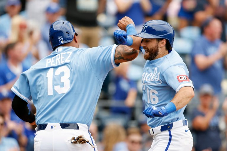 Loftin and Rave HRs, Isbel's 3 RBIs help Royals win 8th straight game, 11-7 over Tigers | iNFOnews.ca
